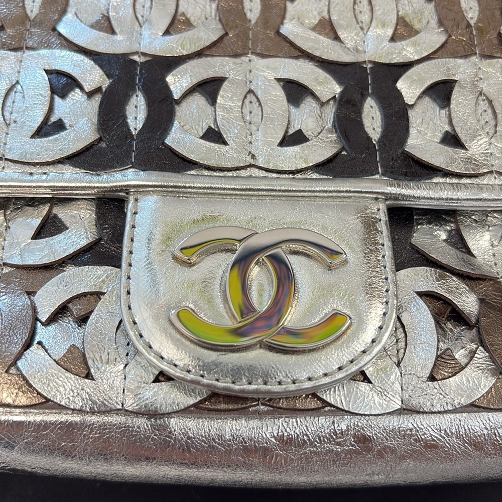 Chanel Metallic CC Vintage flap bag - Picture 6 of 12